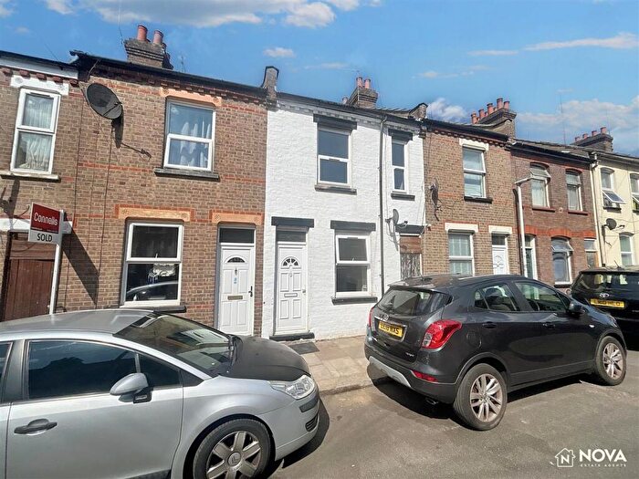 2 Bedroom Terraced House To Rent In Cowper Street, Luton, LU1