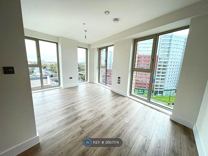 1 Bedroom Flat To Rent In Boulevard Plaza, Birmingham, B5
