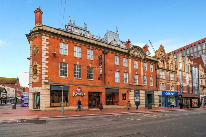 1 Bedroom Apartment To Rent In Station Road, Reading, RG1