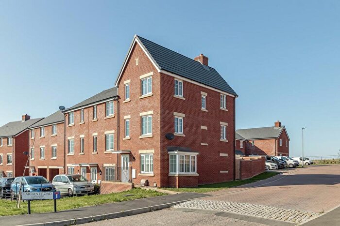 3 Bedroom Town House For Sale In Farrant Road, Little Wratting, Haverhill, CB9