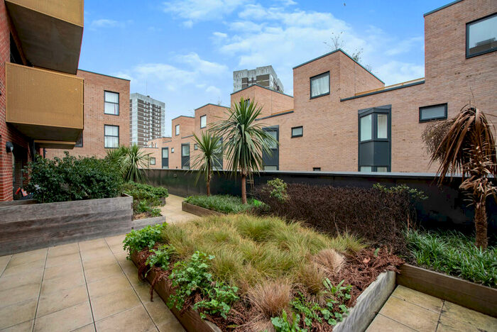 1 Bedroom Apartment For Sale In Erith High Street, Erith, DA8