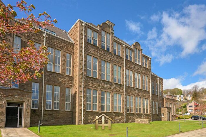 2 Bedroom Flat For Sale In Whinny Brae, Broughty Ferry, DD5