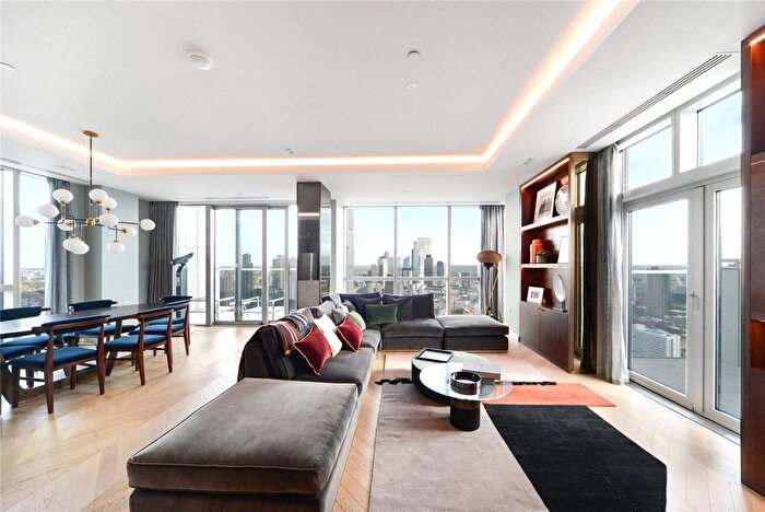 3 Bedroom Flat To Rent In City Road, London, EC1V