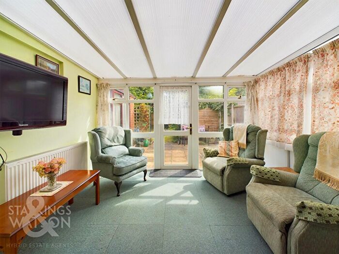 3 Bedroom Detached Bungalow For Sale In Beech Tree Way, Earsham, Bungay