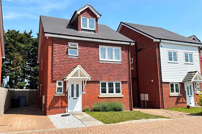4 Bedroom Detached House For Sale In Quiet Waters Close, Angmering, West Sussex, BN16