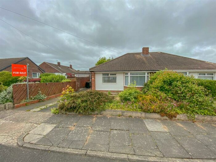 2 Bedroom Semi-Detached Bungalow To Rent In Ovingham Gardens, Wideopen, Newcastle Upon Tyne, NE13