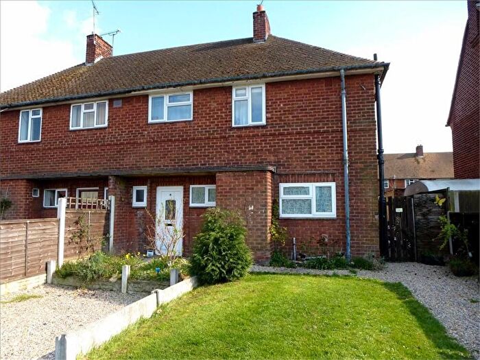 3 Bedroom Semi-Detached House To Rent In Waverley Place, Worksop, S80