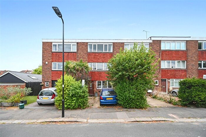 3 Bedroom Terraced House For Sale In Mount Pleasant Road, London, W5