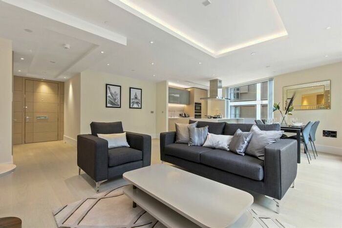 2 Bedroom Flat To Rent In Radnor Terrace, London, W14