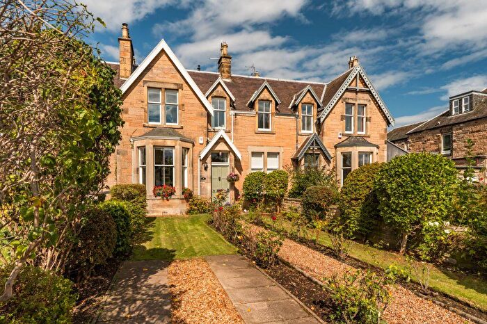 4 Bedroom Villa For Sale In Dovecot Road, Edinburgh, EH12