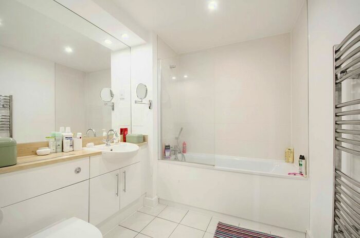 2 Bedroom Flat To Rent In Dalston Square, Hackney, London, E8