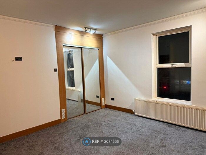 1 Bedroom Flat To Rent In Brinkburn Street, South Shields, NE34