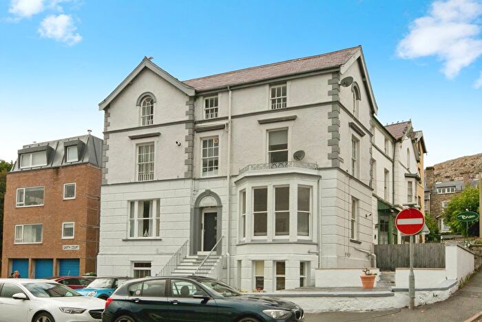 2 Bedroom Flat For Sale In Abbey Road, Llandudno, Conwy, LL30