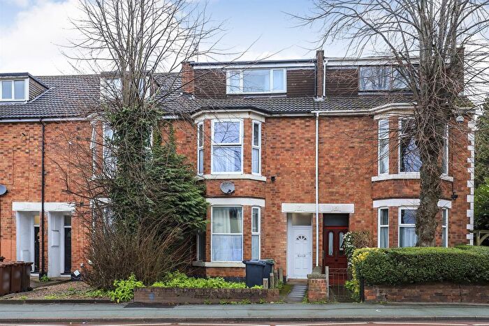 4 Bedroom Terraced House For Sale In Merridale Road, Wolverhampton, WV3