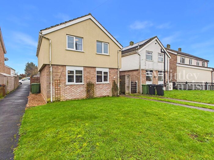3 Bedroom Detached House For Sale In Beech Way, Dickleburgh, IP21