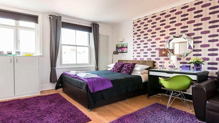 Apartment To Rent In Ship Street, Brighton, BN1