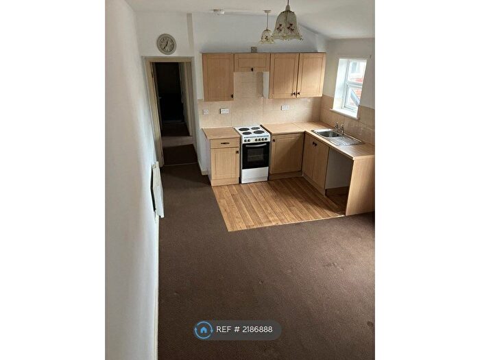 1 Bedroom Flat To Rent In Station Road, Eaglescliffe, Stockton-On-Tees, TS16