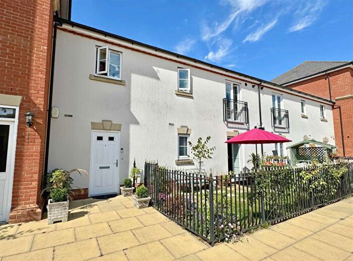 2 Bedroom Maisonette To Rent In Little Dominie Court, Fayrewood Drive, Great Leighs, Chelmsford, CM3