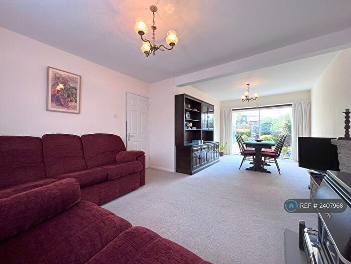 3 Bedroom Terraced House To Rent In Hereward Close, Waltham Abbey, EN9