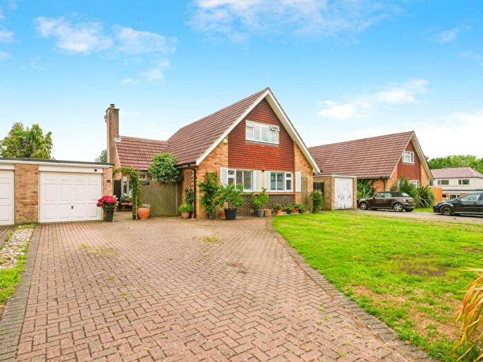 4 Bedroom Detached House For Sale In Fairoak Close, Kenley, Surrey, CR8