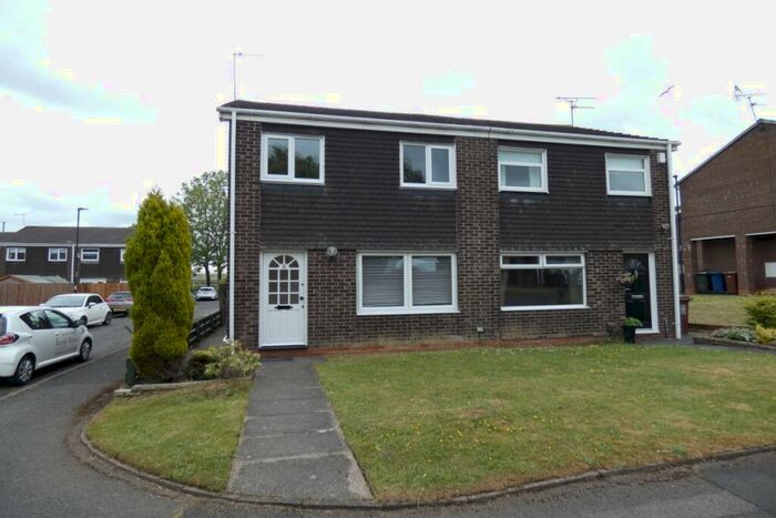 3 Bedroom Semi-Detached House To Rent In Petherton Court, Newcastle Upon Tyne, NE3