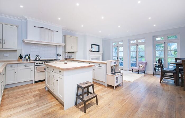 5 Bedroom Terraced House To Rent In Brodrick Road, London, SW17