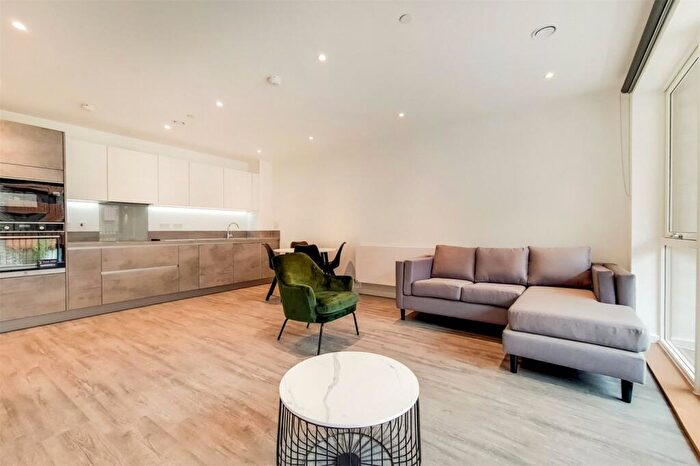 2 Bedroom Apartment To Rent In Fresh Wharf Road, Barking, Essex, IG11