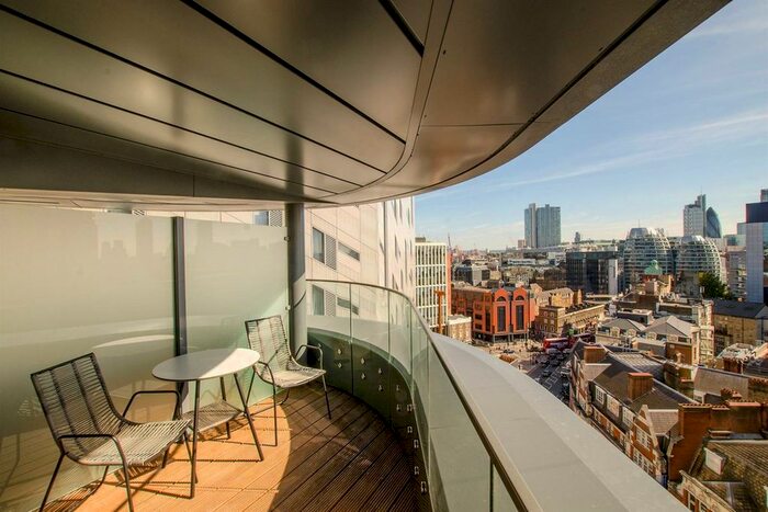 2 Bedroom Flat To Rent In City Road, Hackney, Shoreditch, London, EC1V