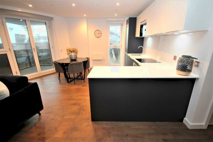 2 Bedroom Apartment To Rent In Stanley Street Salford, M3