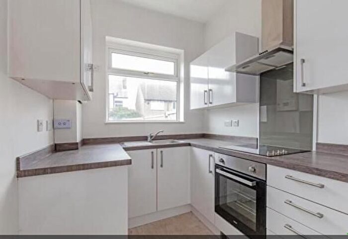 2 Bedroom Property To Rent In Foljambe Road, Brimington, Chesterfield, S43