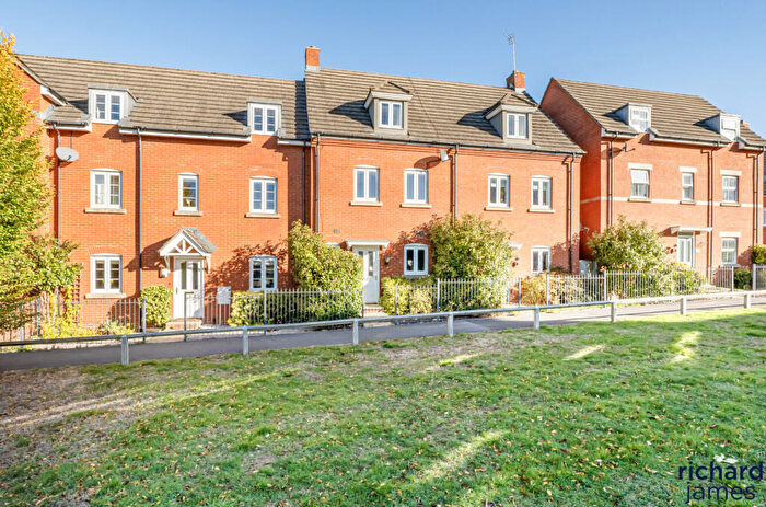 4 Bedroom Terraced House For Sale In Cloatley Crescent, Royal Wootton Bassett, SN4