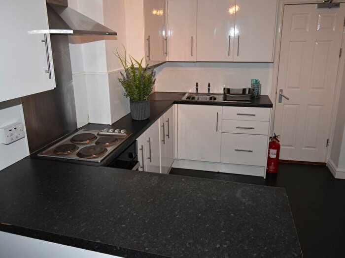 5 Bedroom Property To Rent In St Helens Avenue, Brynmill, Swansea, SA1