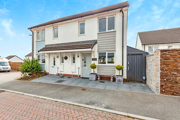 2 Bedroom Semi-Detached House For Sale In The Pastures, Shortlanesend, Truro, TR4