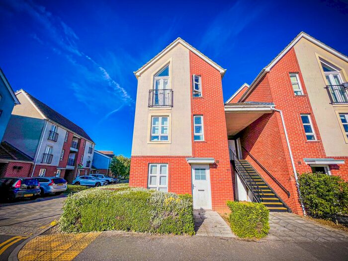 1 Bedroom Flat To Rent In Reed Drive, Lincoln, LN2