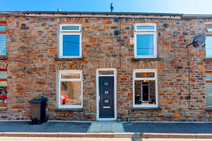 2 Bedroom Terraced House To Rent In Commercial Street, Bedlinog, Treharris, CF46
