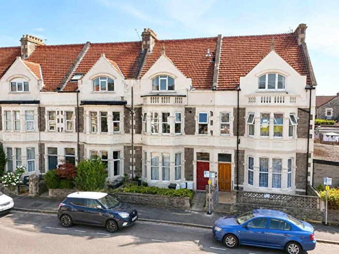 1 Bedroom Flat For Sale In Milburn Road, Weston-super-Mare, BS23