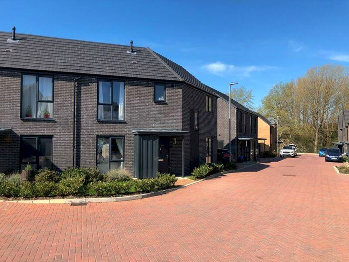 3 Bedroom House To Rent In Rowan Street, Bristol, BS41