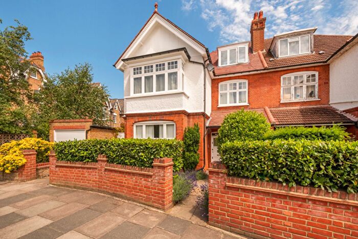 1 Bedroom Flat To Rent In Marchmont Road, Richmond, TW10