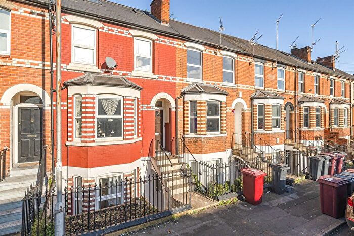 1 Bedroom Flat To Rent In Battle Street, Reading, RG1