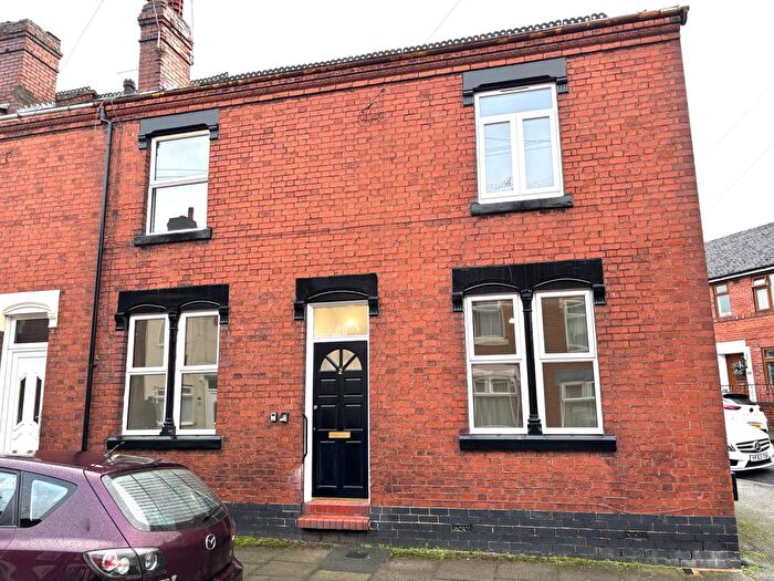 2 Bedroom End Of Terrace House To Rent In Wileman Street, Stoke-On-Trent, ST4