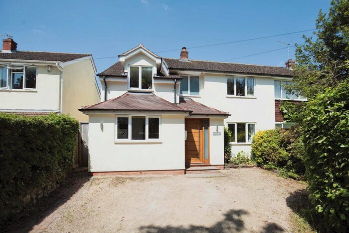 4 Bedroom Semi-Detached House For Sale In Vine Cottages, Hampton Lucy, Warwick, CV35