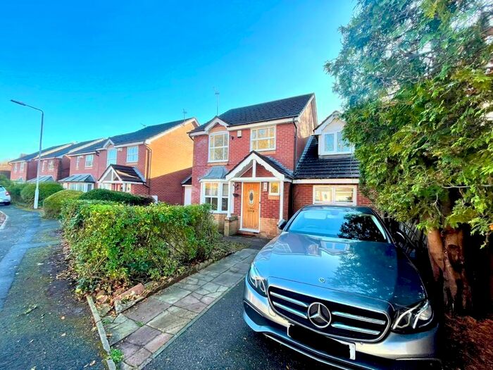4 Bedroom House To Rent In Caistor Close, Whalley Range, M16
