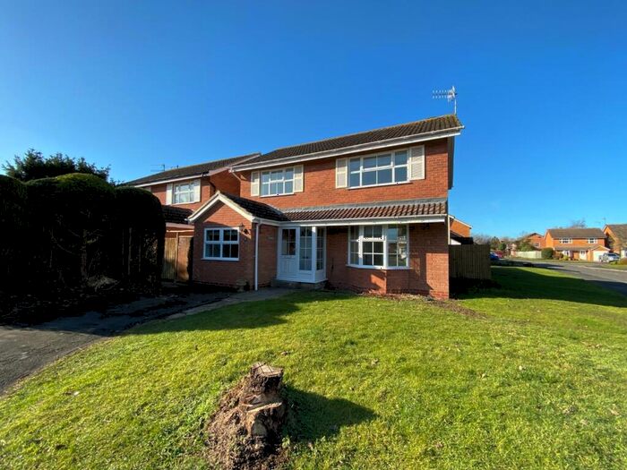 4 Bedroom Detached House To Rent In Saxon Close, Stratford-upon-Avon, CV37