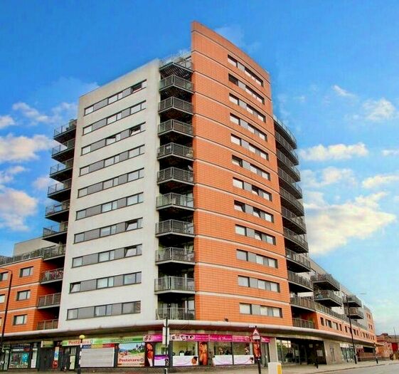2 Bedroom Flat To Rent In Ibex House, Forest Lane, London, E15