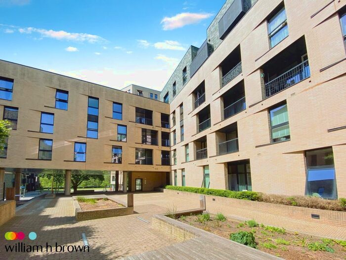 2 Bedroom Flat To Rent In Burgess Springs, Chelmsford, CM1