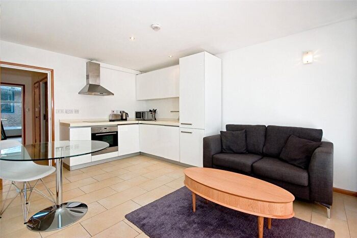 1 Bedroom Apartment To Rent In Laystall Street, EC1R