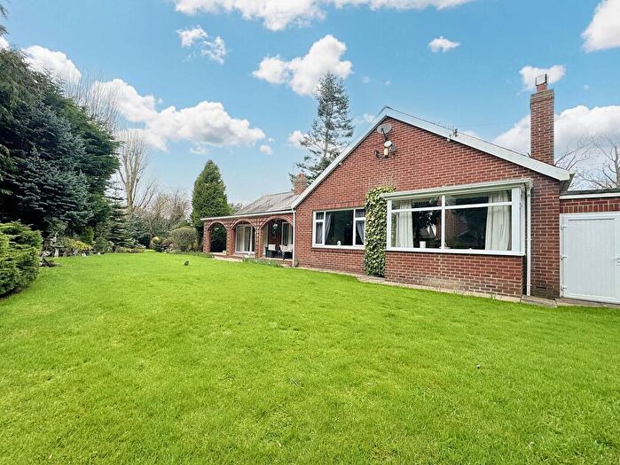 4 Bedroom Bungalow For Sale In Black Boy Road, Chilton Moor, Houghton Le Spring, Tyne And Wear, DH4