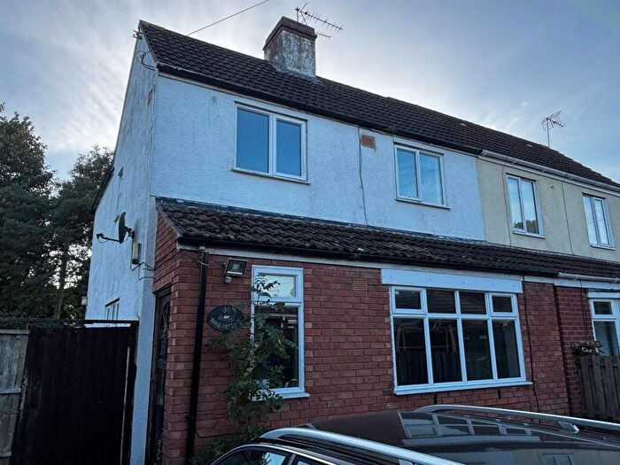 2 Bedroom Semi-Detached House For Sale In Water Street, Kingswinford, DY6