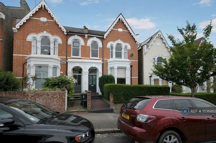 2 Bedroom Flat To Rent In Gladwell Road, London, N8
