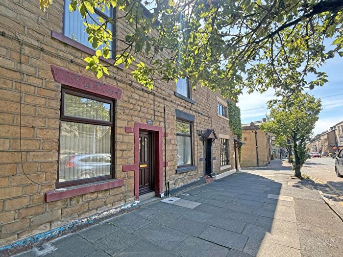 2 Bedroom Terraced House To Rent In Manchester Road, Mossley, OL5
